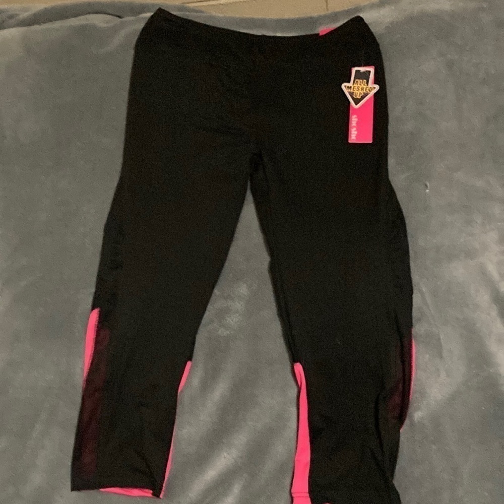 NWT Shosho Leggings ❤️